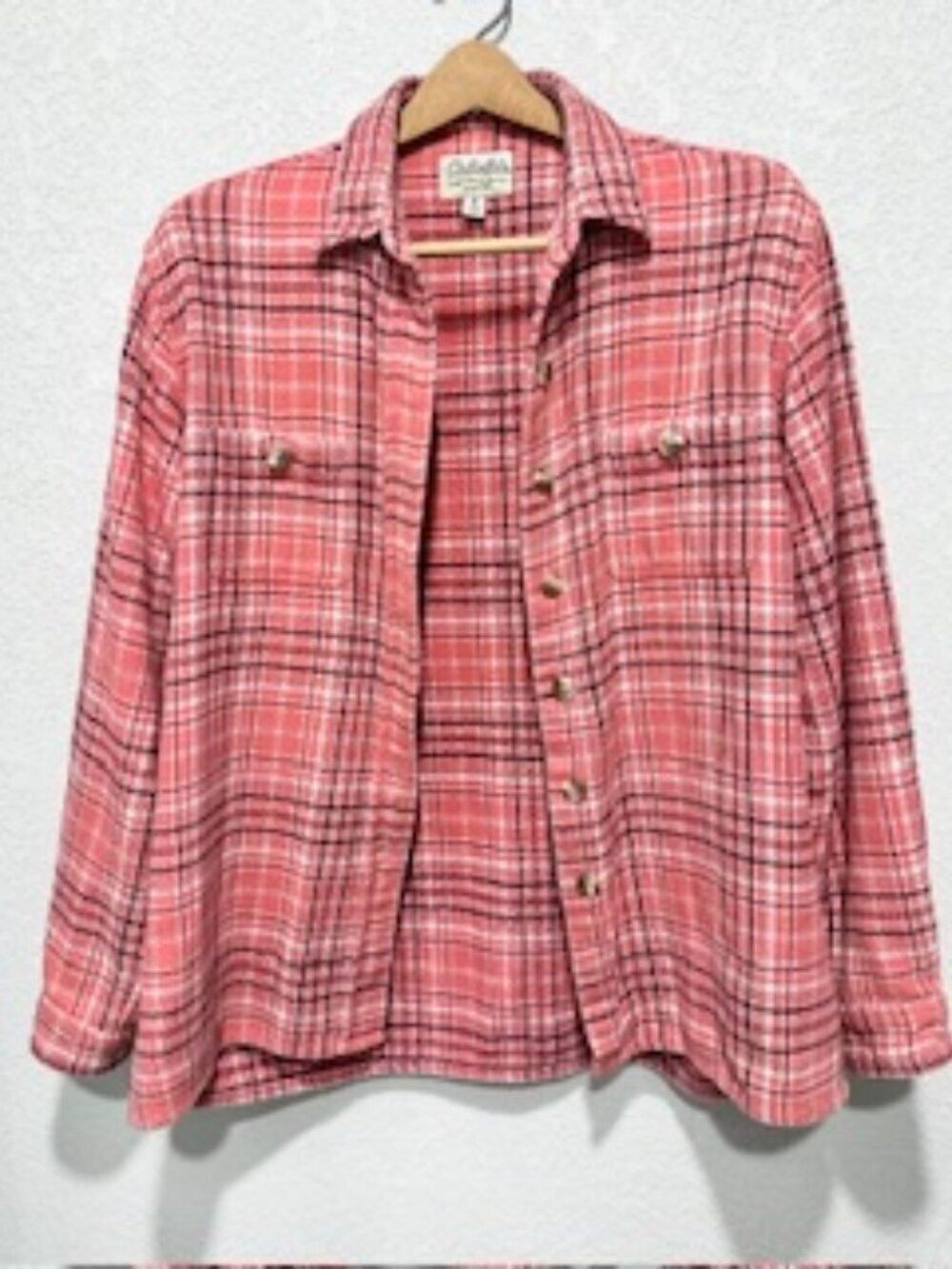 Cabela's Womens Plaid Flannel Shirt Long Sleeve Collared Pink Size M Regular.